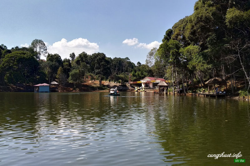 Hồ Toong Đam được đầu tư thành khu du lịch Hoàng Vũ Măng Đen
