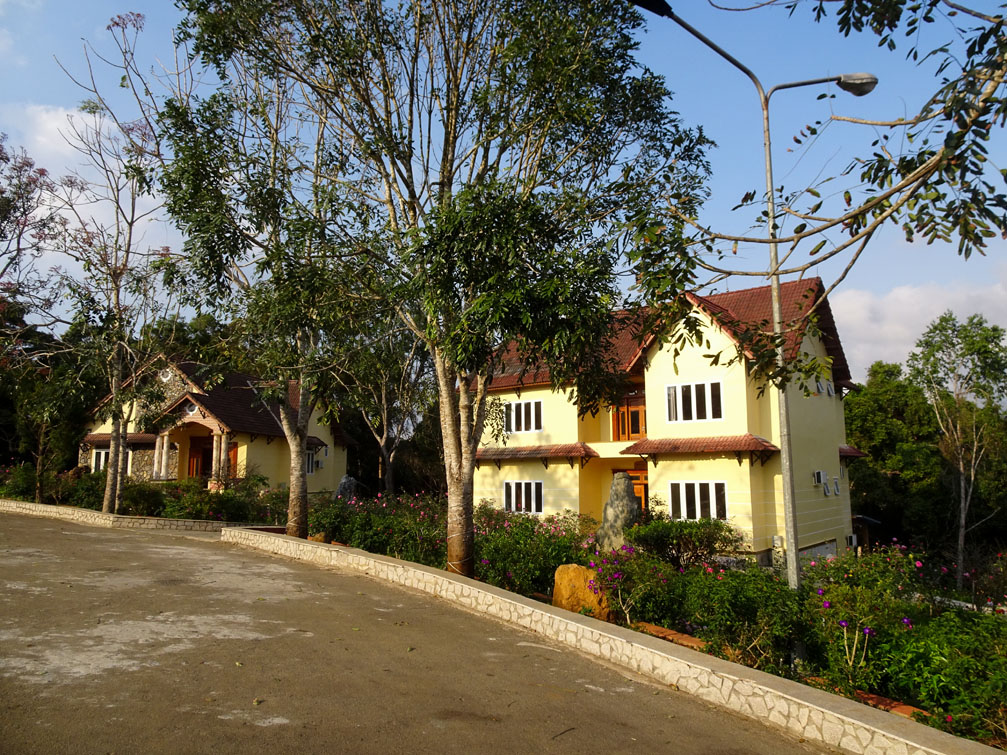 Những khu resort, homestay ‘đẹp quên lối về’ tại Măng Đen Kon Tum - Ảnh 16.