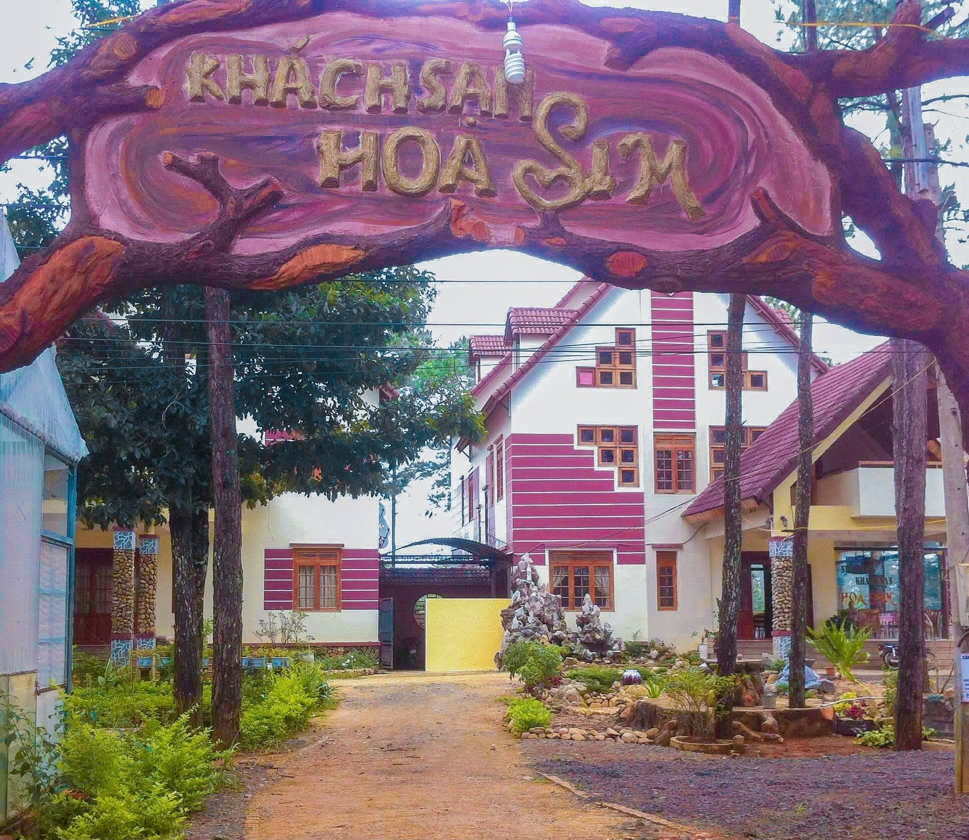  Khách sạn Hoa Sim